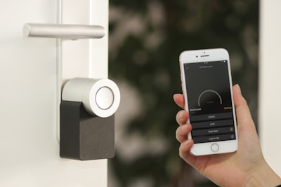 Do Home Security Systems Lower Home Insurance